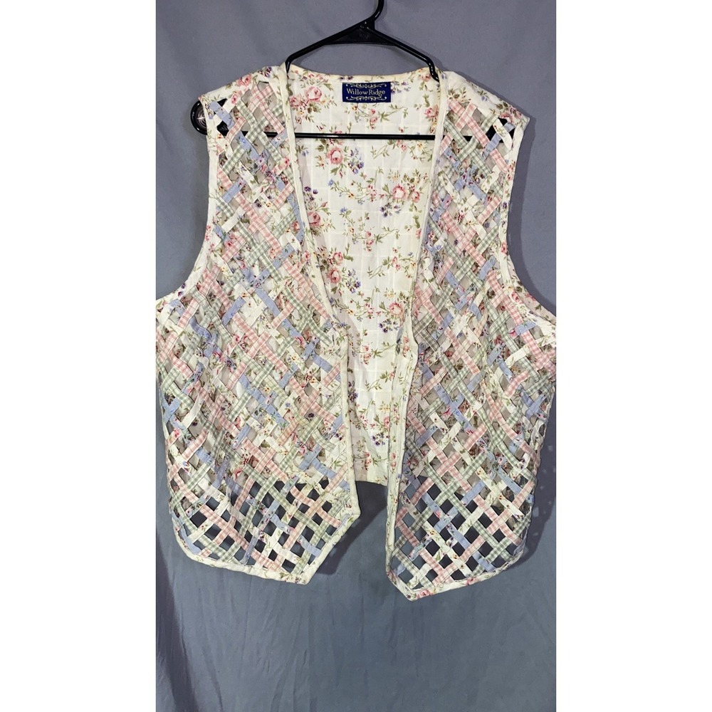 Willow Ridge Vest‎ Women's 2XL Basketweave Cutout Floral Cottage Core Vest